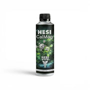 HESI CalMag 250-ml-Flasche vor weißem Hintergrund