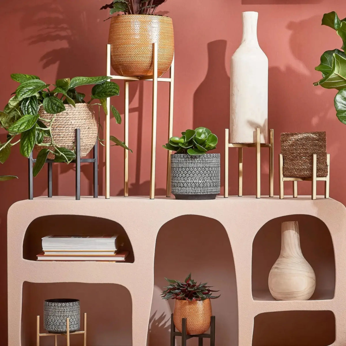 Plant stand 'Scott' main product photo on white background.