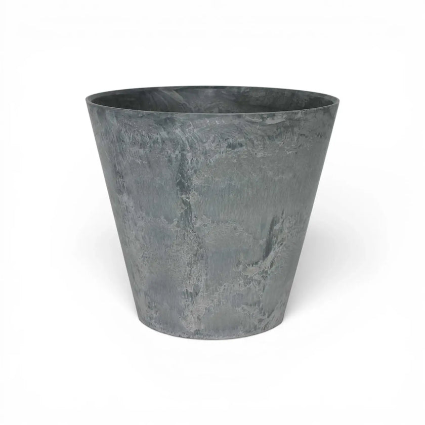 Artstone Planter 'Claire' on white background.
